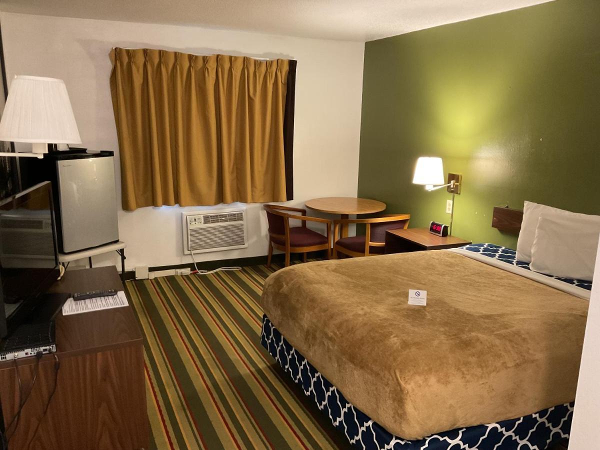 Budget Host Inn Buffalo Extérieur photo